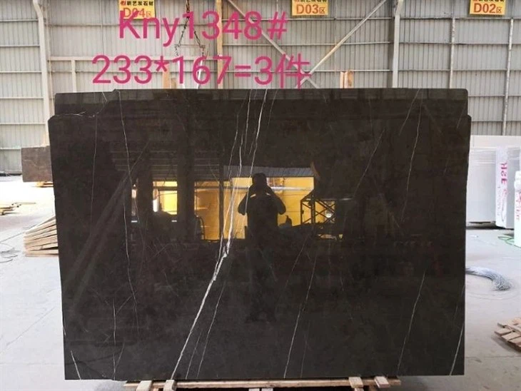 Factory-Grey-Marble-Pietra-Grey-Marble-Slabs-for-Villa-Residents-and-Hotels.webp (2)(001)