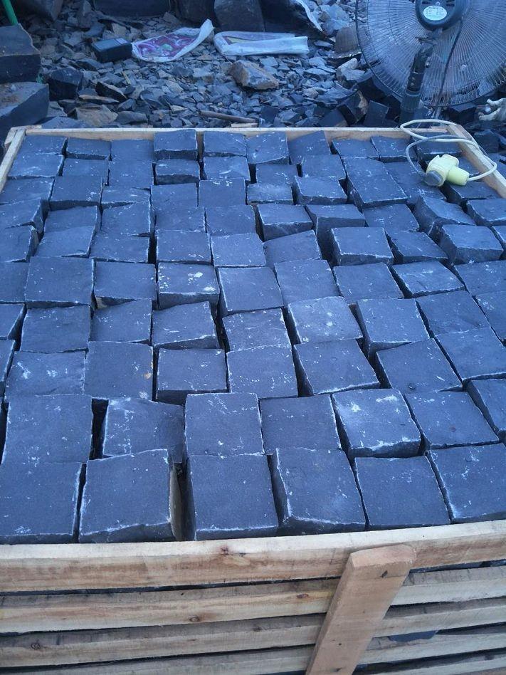 All natural split granite cube stone (3)(001)