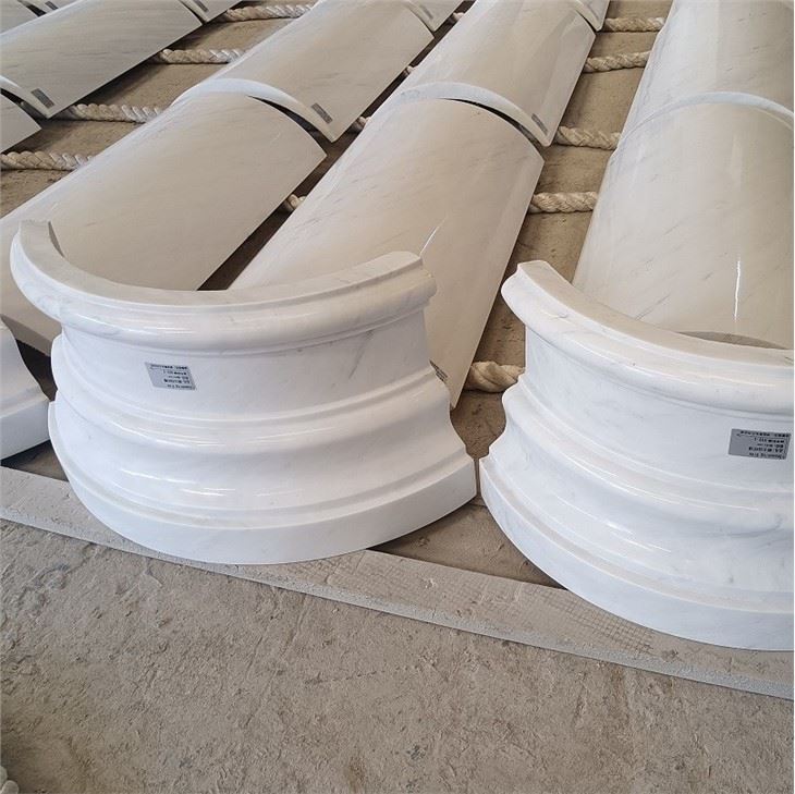 Kolom Bulat Marmer Putih Ariston