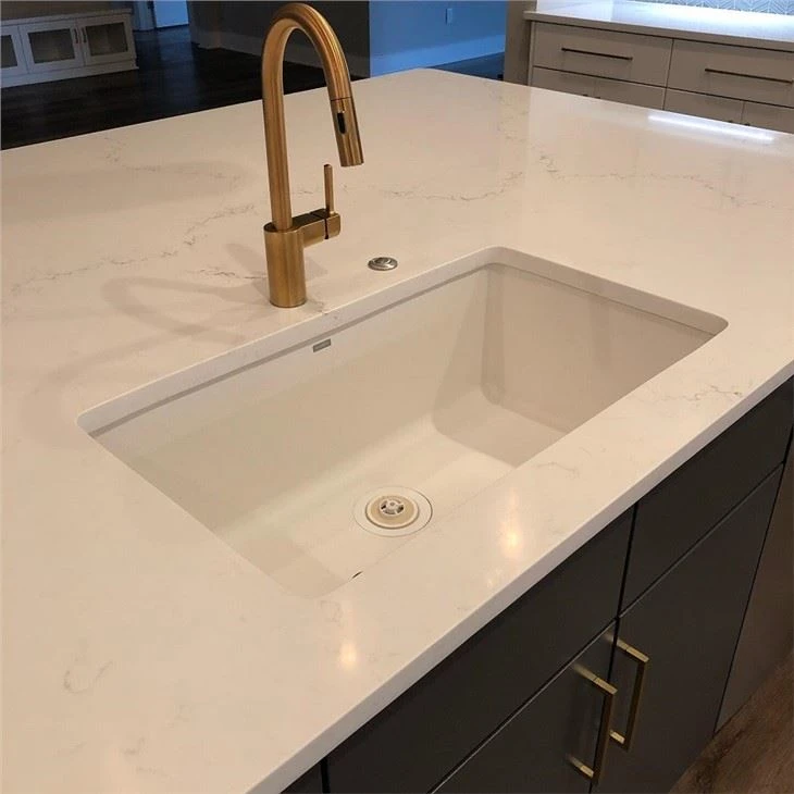 Misterio Quartz countertop